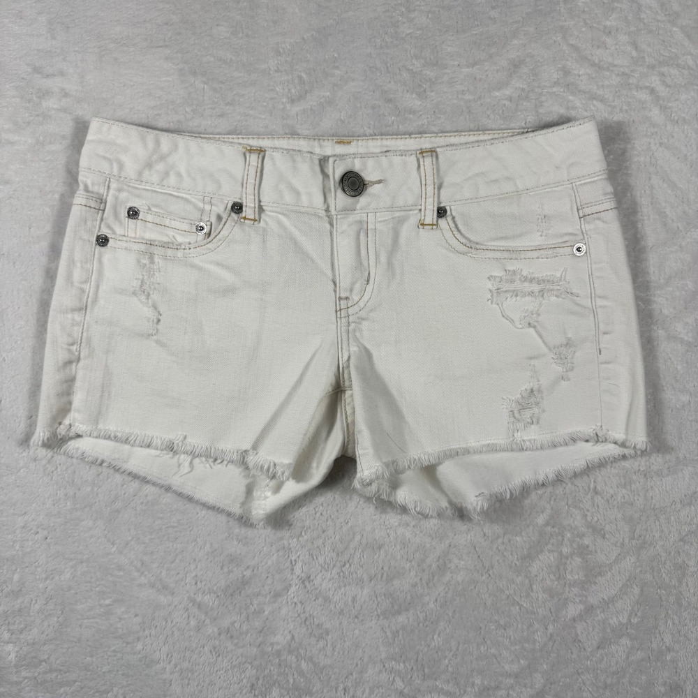 American Eagle White Distressed Denim Shorts Womens 4 Mid-Rise Frayed Raw Hem